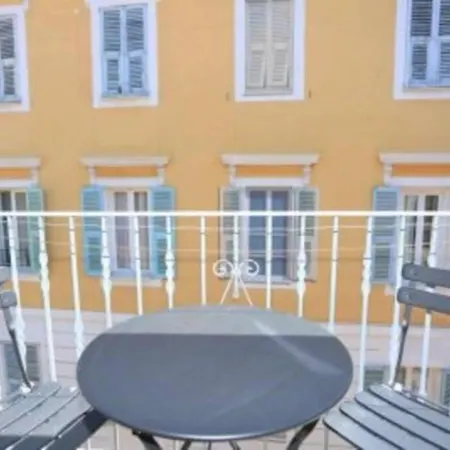 Appartamento Appartement rénové Carrée D’OR